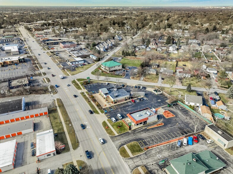 More Photos Of 1015 E Ogden Ave, Naperville Fast Food For Sale