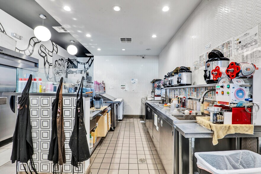 More Photos Of 506 S Myrtle Ave, Monrovia Storefront For Sale