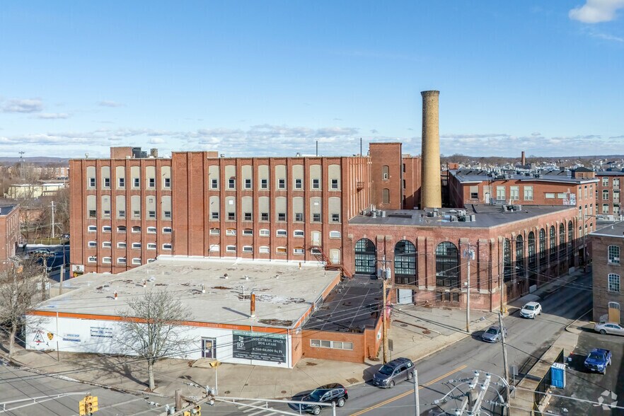 Primary Photo Of 209 Weeden St, Pawtucket Warehouse For Lease