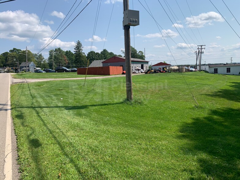 More Photos Of 772 College St, Wadsworth Auto Repair For Sale