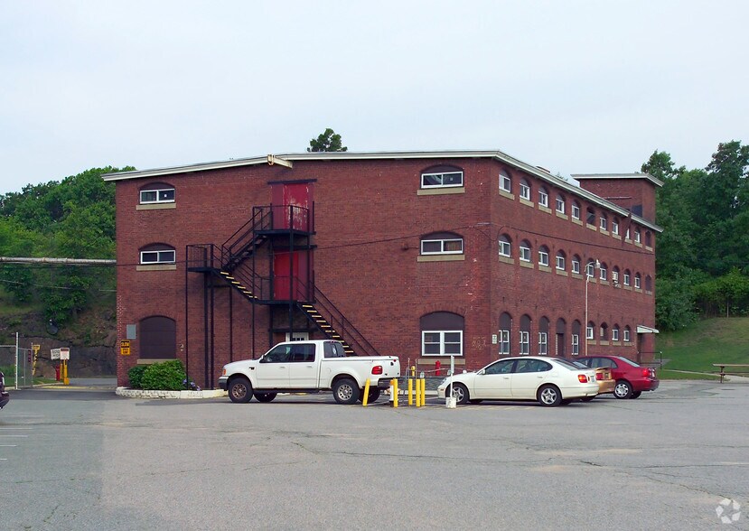 More Photos Of 847 Pleasant St, Fall River Manufacturing For Lease