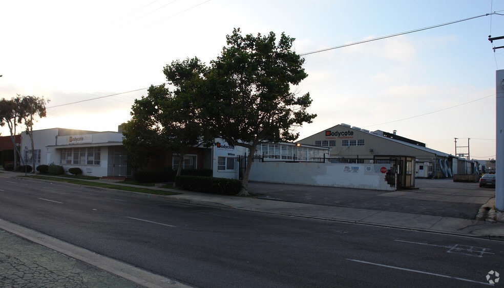 Primary Photo Of 355 W Alondra Blvd, Gardena Manufacturing For Sale