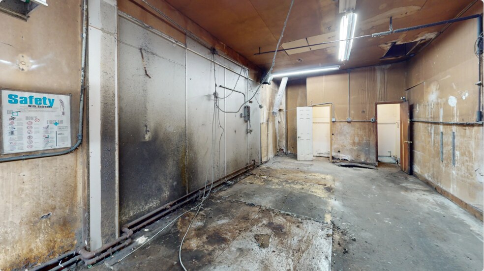 More Photos Of 1800 Kings Hwy, Brooklyn Storefront Retail Office For Lease