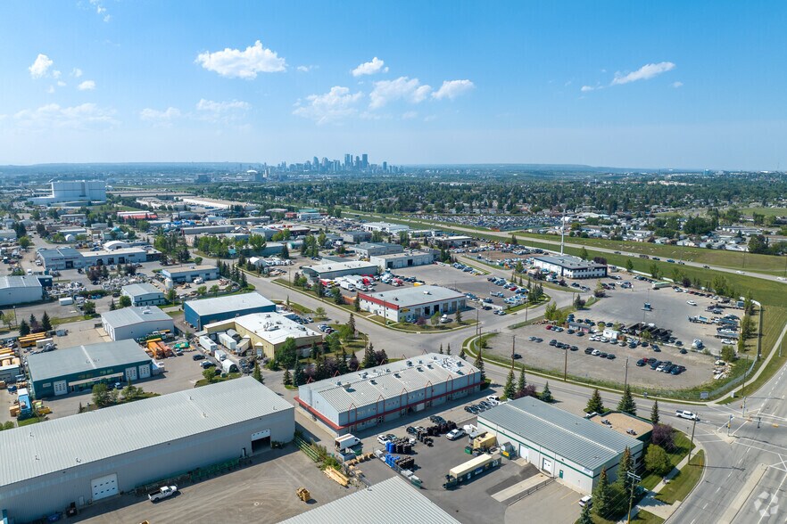 More Photos Of 4816 35B St SE, Calgary Manufacturing For Sale