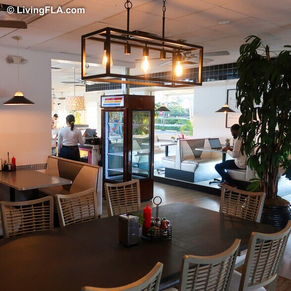 More Photos Of 2410 N Federal Hwy, Delray Beach General Retail For Sale