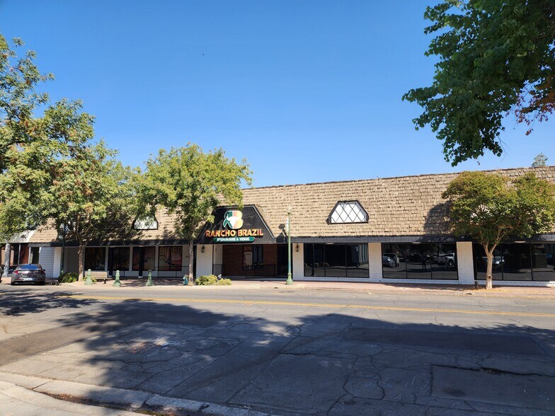 Primary Photo Of 142-144 N K St, Tulare Restaurant For Sale
