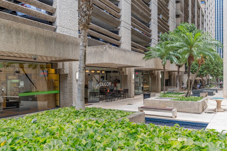 More Photos Of 1001 Bishop St, Honolulu Office For Lease