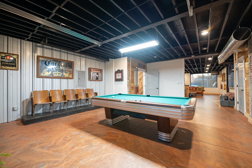 More Photos Of 344 N Broad St, Bainbridge Restaurant For Sale