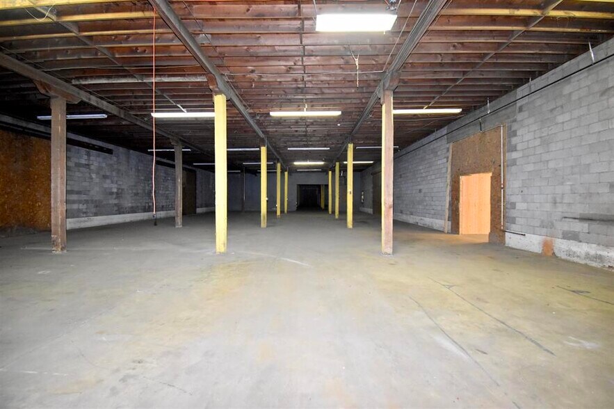More Photos Of 205 Bellvue St, Jackson Warehouse For Lease