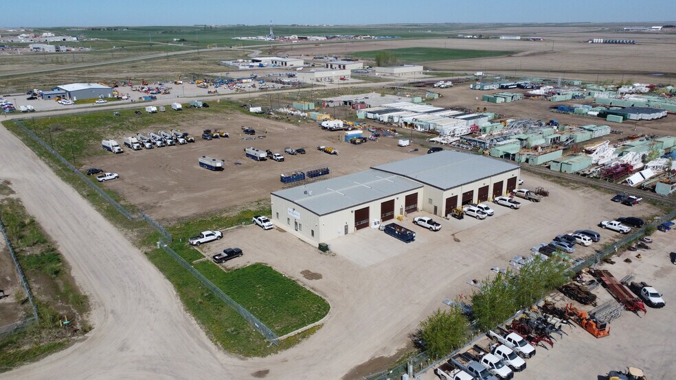 More Photos Of 14037 Bennett Loop, Williston Warehouse For Lease
