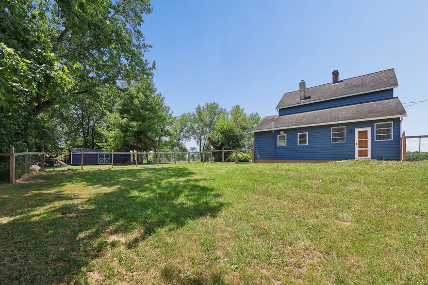 More Photos Of 1520 Island Rd, Circleville Multifamily For Sale