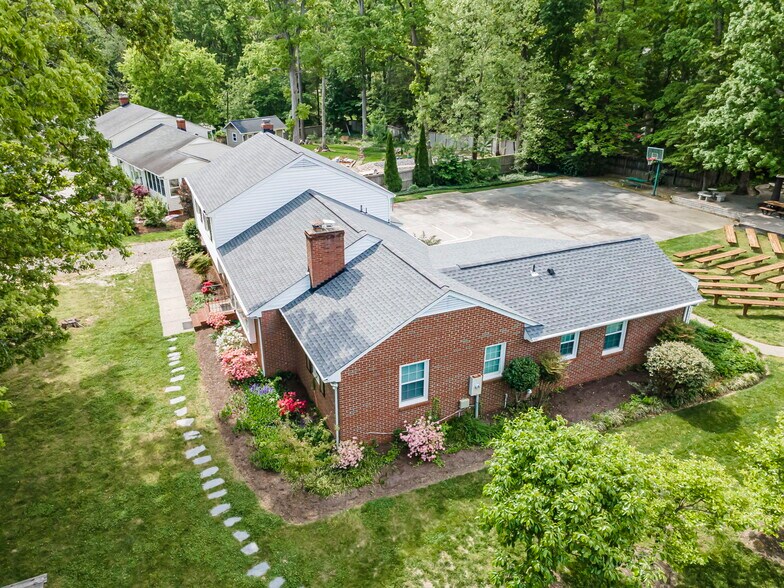 More Photos Of 7740 Cherokee Rd, Richmond Religious Facility For Sale