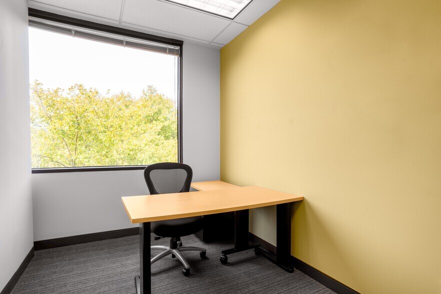 More Photos Of 103 Carnegie Ctr, Princeton Coworking Space