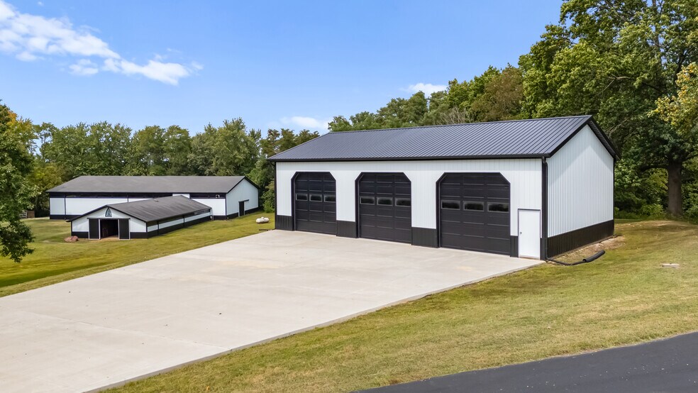 More Photos Of 1901 Moffet Rd, Saint Joseph Specialty For Sale