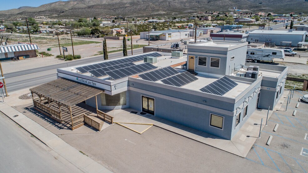 More Photos Of 2010 Pecan Dr, Alamogordo General Retail For Sale