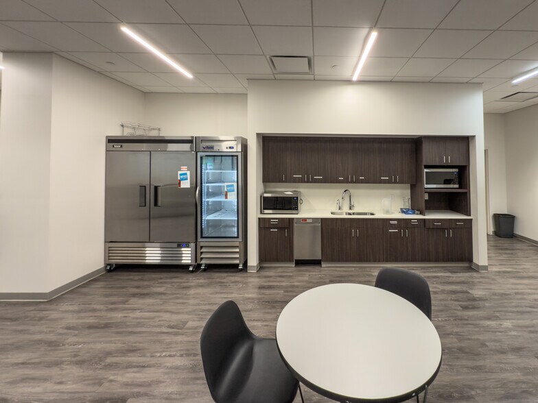 More Photos Of 955 US Highway 9, South Amboy Office For Sale