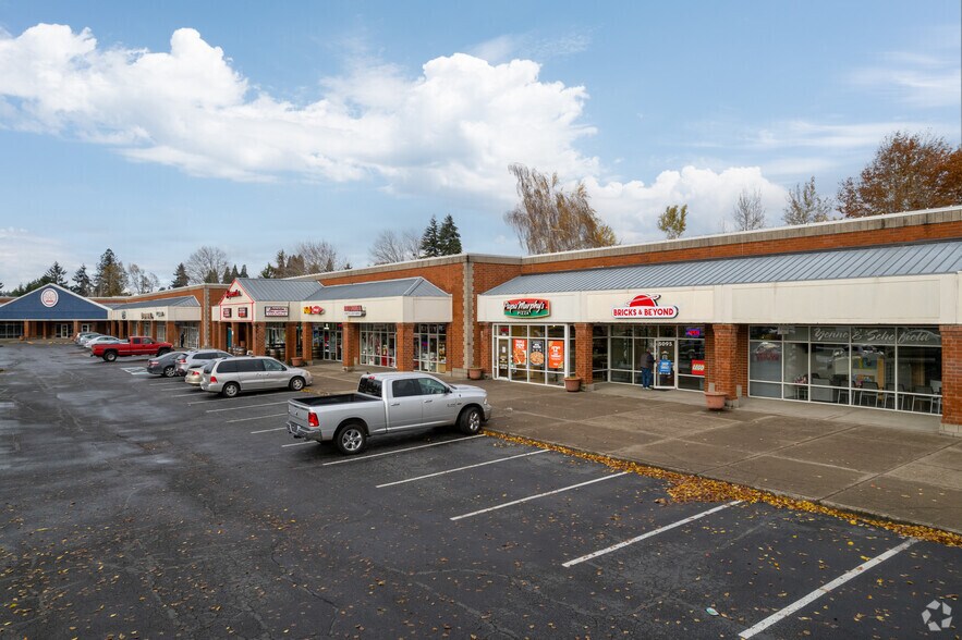 More Photos Of 5013-5025 River Rd N, Salem Unknown For Lease