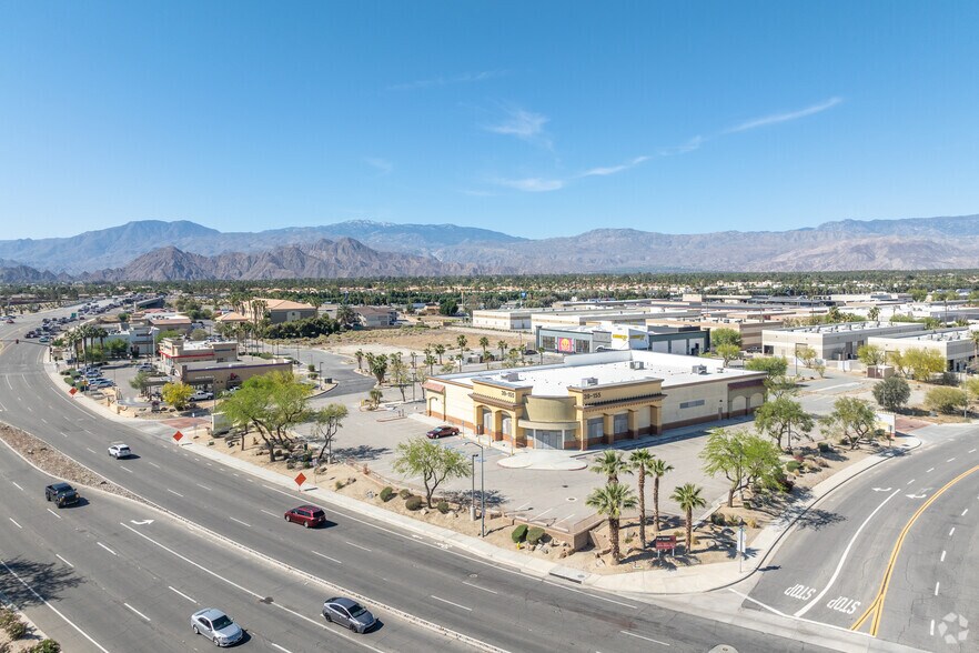 More Photos Of 39155 Washington St, Palm Desert Drugstore For Lease