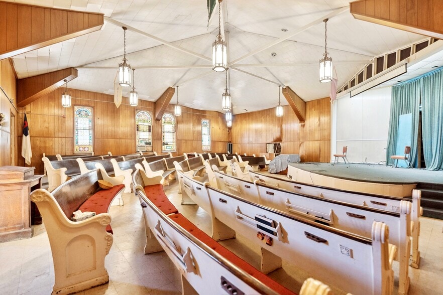 More Photos Of 301 Larimer Ave, Pittsburgh Religious Facility For Sale