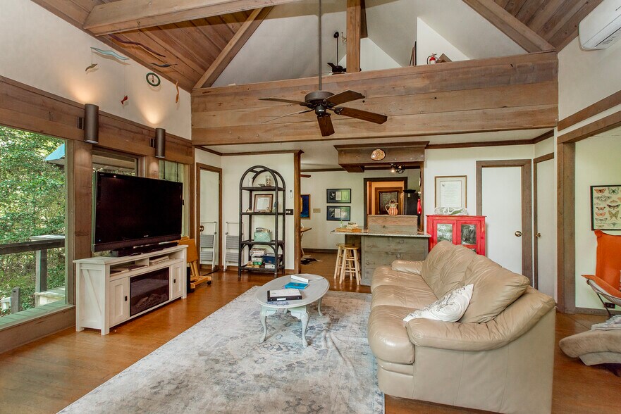 More Photos Of 11030 Garden Ln, Folsom Specialty For Sale