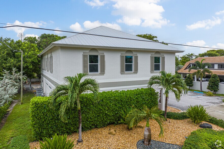 More Photos Of 164 W Royal Palm Rd, Boca Raton Office Residential For Lease