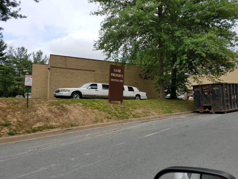 More Photos Of 18775 N Frederick Rd, Gaithersburg Warehouse For Lease