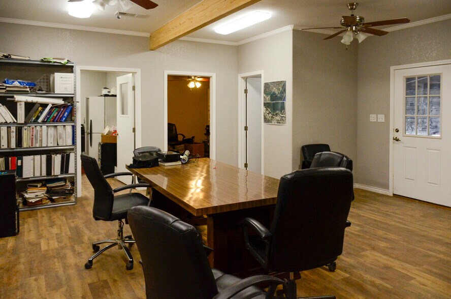 More Photos Of 4136 Interstate Highway 37, Odem Truck Terminal For Lease