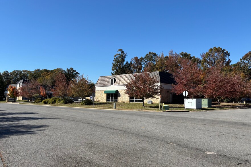 More Photos Of 105 Country Club Pky, Maumelle Office For Lease