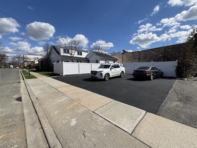 More Photos Of 38 Vincent St, Rockville Centre Multifamily For Sale