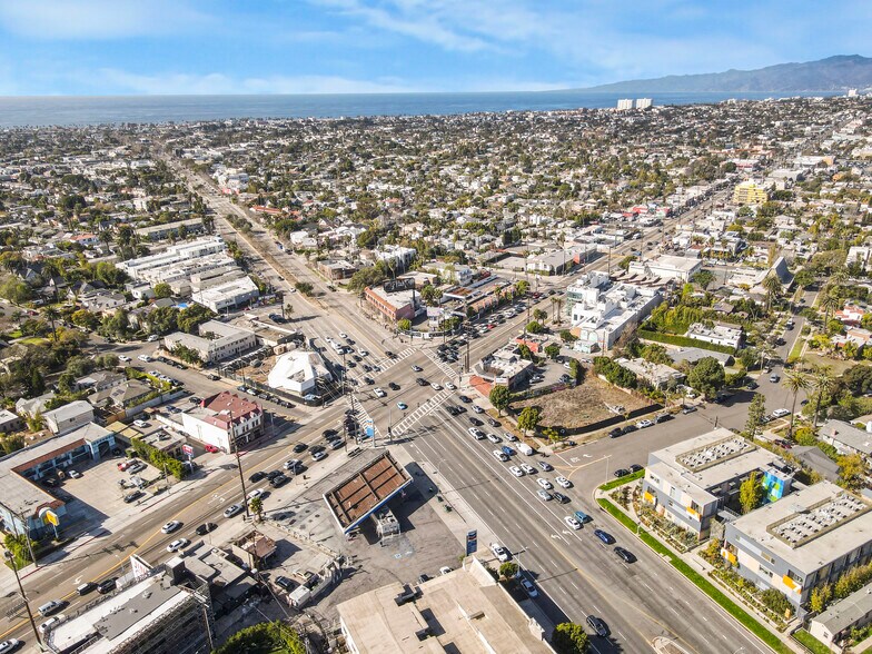 More Photos Of 2422 Lincoln Blvd, Venice Land For Sale