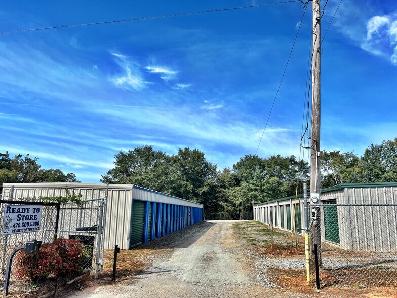 More Photos Of 553 Patrol Rd, Forsyth Self Storage For Sale
