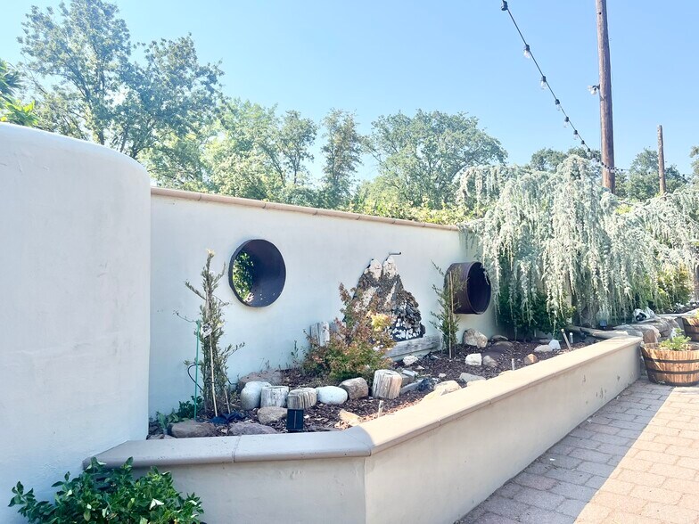 More Photos Of 2021 Smith Flat Rd, Placerville Office For Sale