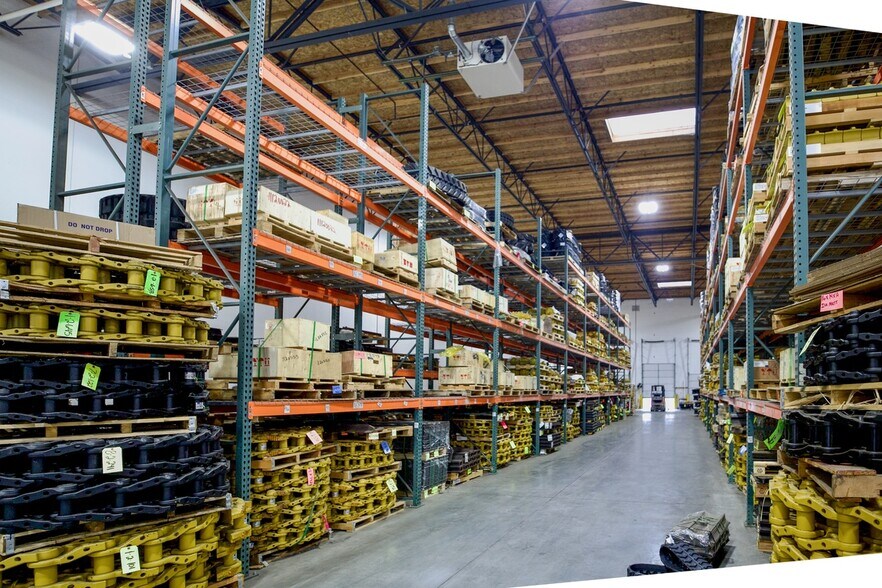 More Photos Of 4321 NE 185th Dr, Portland Warehouse For Lease