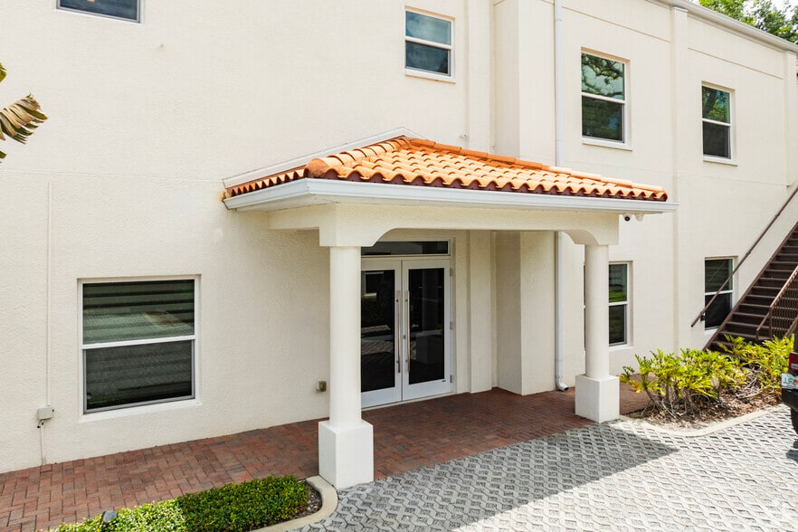 More Photos Of 5116 N Armenia Ave, Tampa Office For Lease