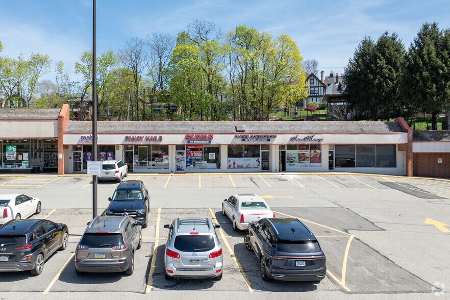 More Photos Of 400 E Pittsburgh St, Greensburg Drugstore For Lease