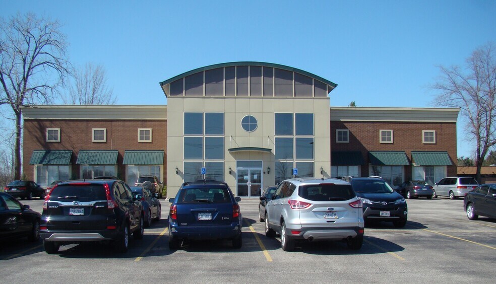 More Photos Of 32875 Solon Rd, Solon Medical For Lease