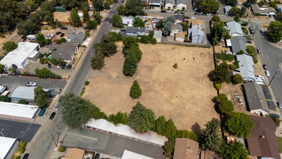 Primary Photo Of 817 Waugh Ln, Ukiah Land For Sale