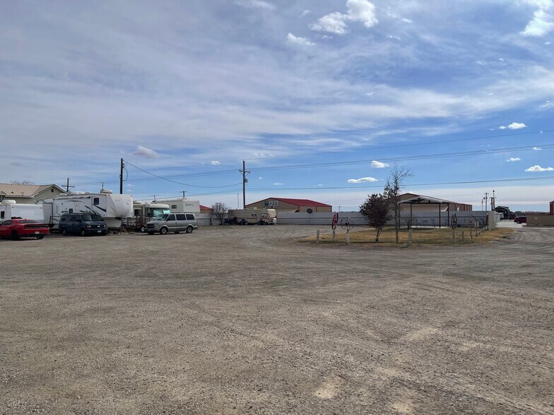 More Photos Of 505 E County Road 7300, Lubbock Trailer Camper Park For Sale