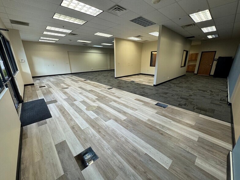 More Photos Of 28 Belamose Ave, Rocky Hill Light Distribution For Lease