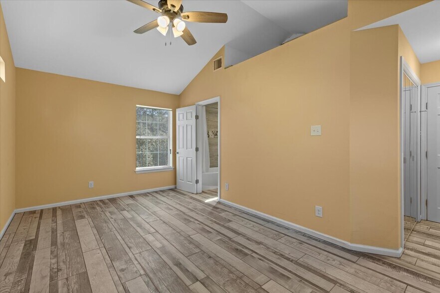More Photos Of 3434 FM 2673, Canyon Lake Freestanding For Sale