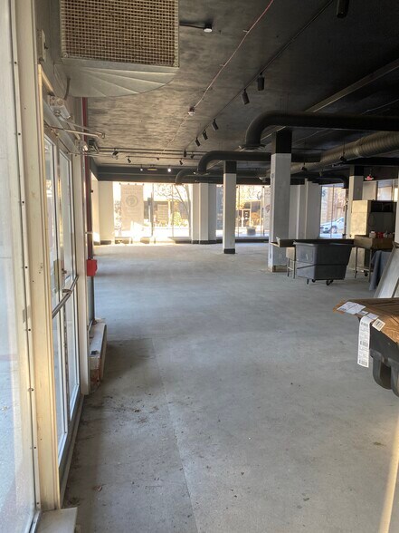 More Photos Of 319 N Wayne St, Piqua Loft Creative Space For Lease