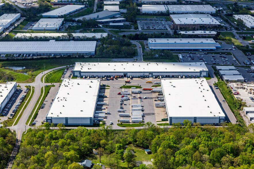 More Photos Of 400 Mason Rd, La Vergne Unknown For Sale