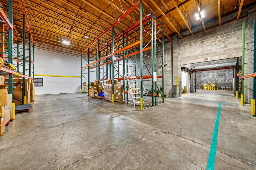 More Photos Of 710 Jefferson Ave, Ashland Light Manufacturing For Lease