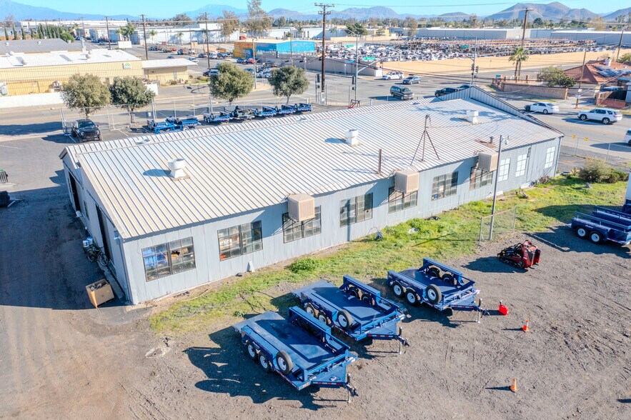 More Photos Of 15286 Arrow Route, Fontana Warehouse For Lease