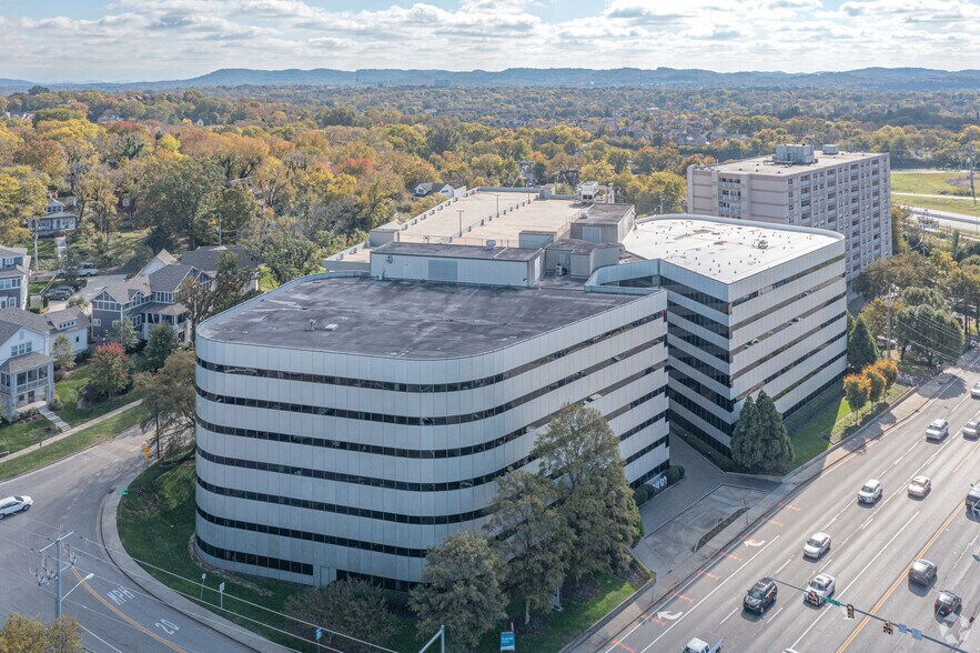 More Photos Of 3401 West End Ave, Nashville Office For Lease