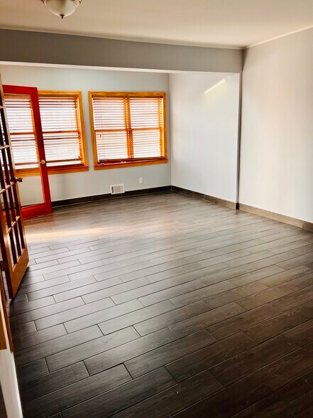 More Photos Of 1032-1036 Victory Blvd, Staten Island Medical For Lease