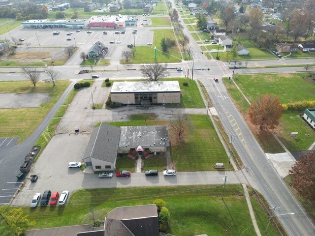 More Photos Of 690 Northland Blvd, Cincinnati Specialty For Sale