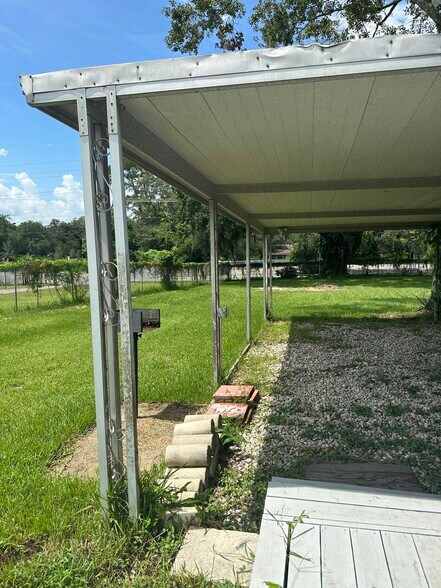 More Photos Of 5636 Kennedy Hills Dr, Seffner Storefront Retail Office For Sale