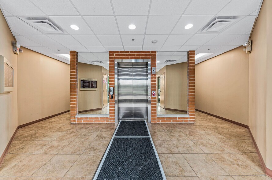 More Photos Of 13550 S Route 30, Plainfield Coworking Space