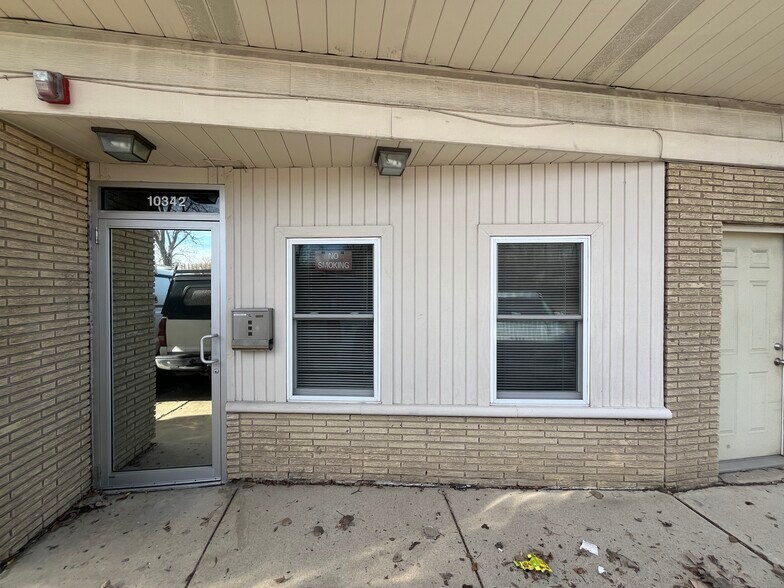 More Photos Of 10341 Southwest Hwy, Chicago Ridge Freestanding For Lease